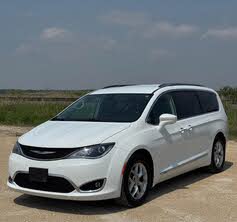 Chrysler Pacifica Touring L Plus FWD